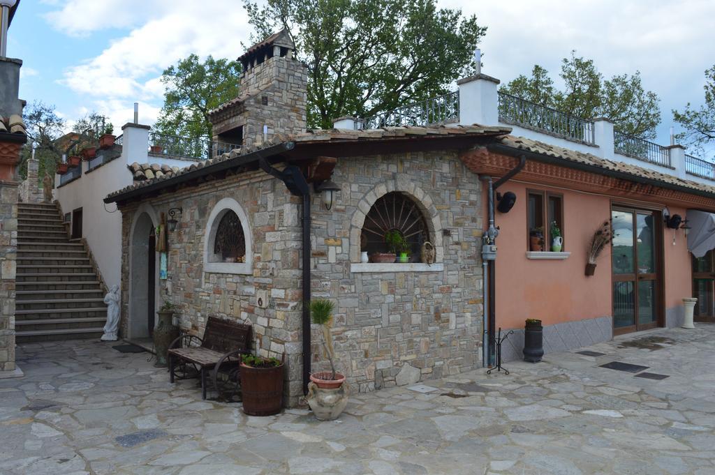 Villa Tre Colli Agri B&B 亚力诺伊皮诺 外观 照片