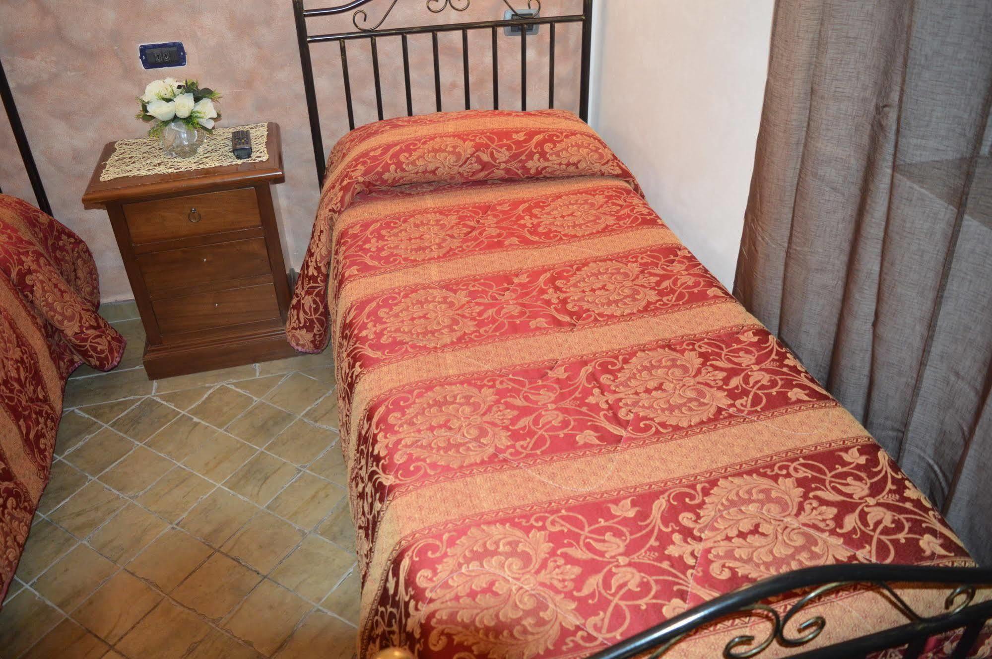 Villa Tre Colli Agri B&B 亚力诺伊皮诺 外观 照片